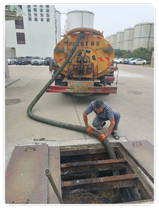 东莞生态园隔油池清掏